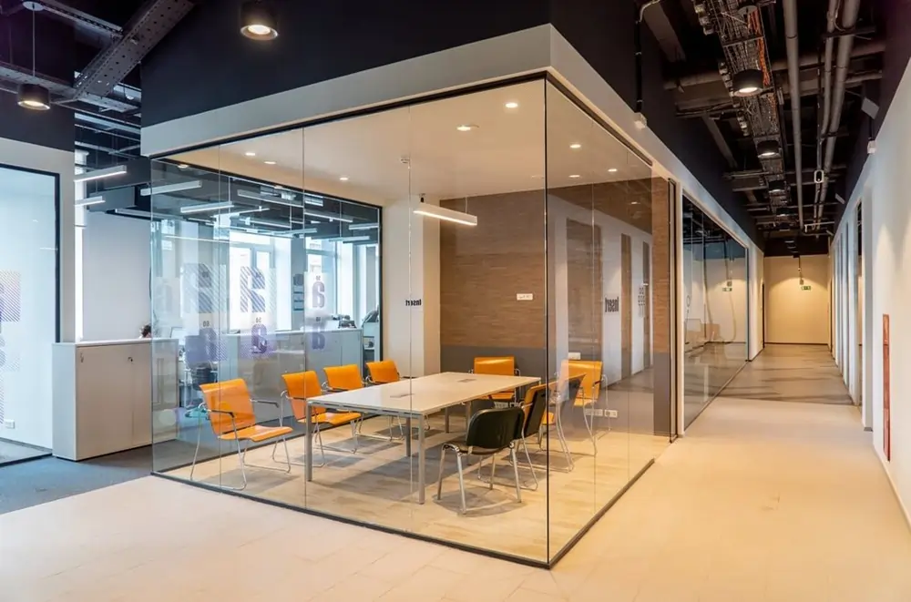 هماهنگی بین طراحی و فرهنگ سازمانی در فضای اداری مدرن