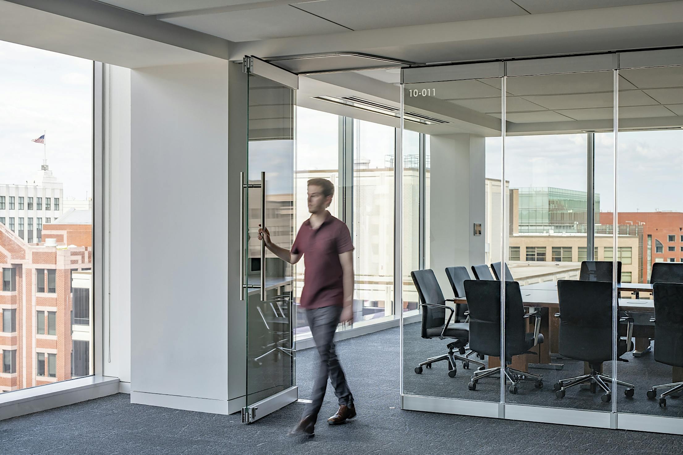 خرید پارتیشن اداری شیشه ای